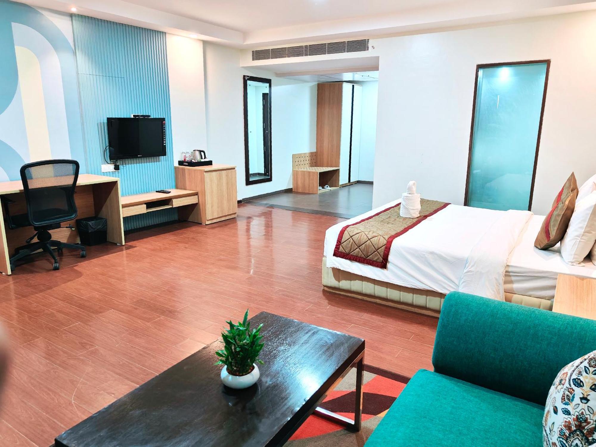 The Altruist Business Hotel Kharadi Pune Dış mekan fotoğraf