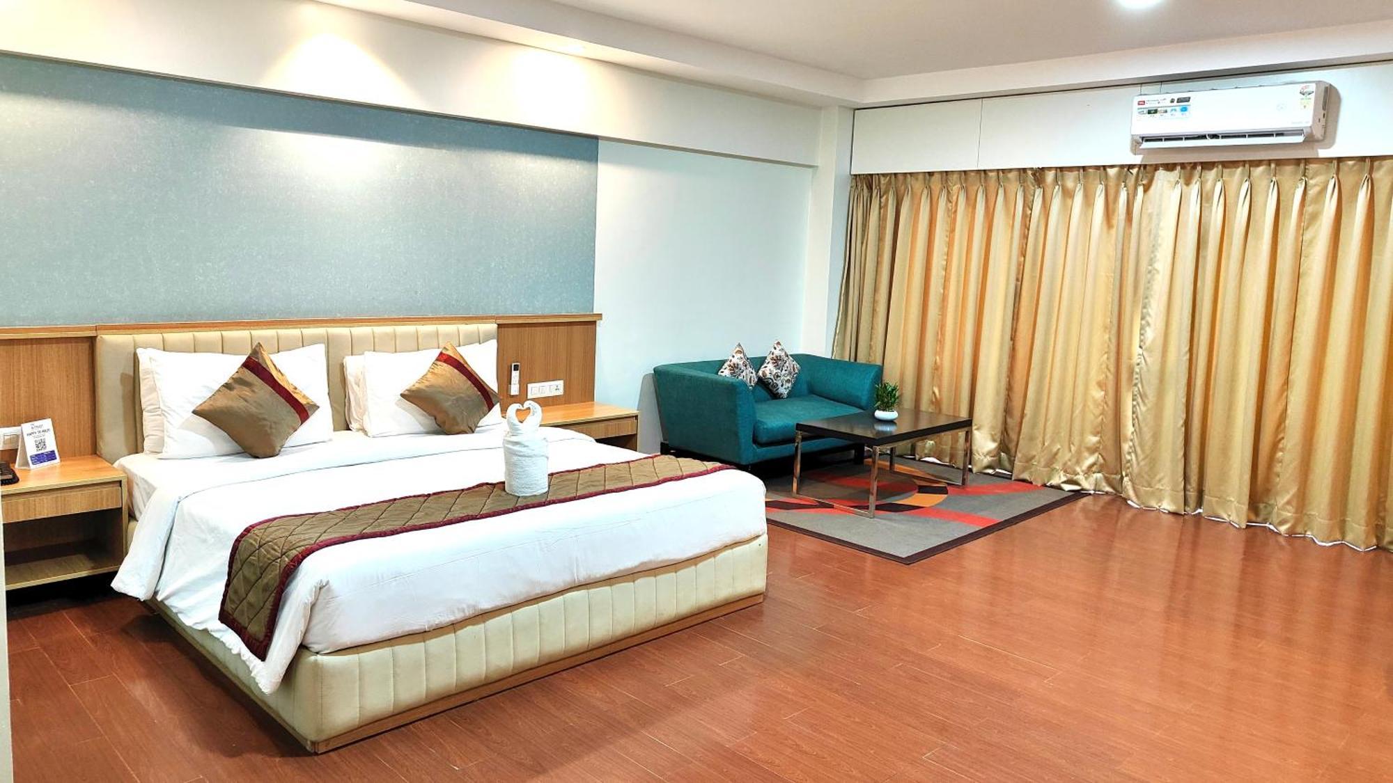 The Altruist Business Hotel Kharadi Pune Dış mekan fotoğraf